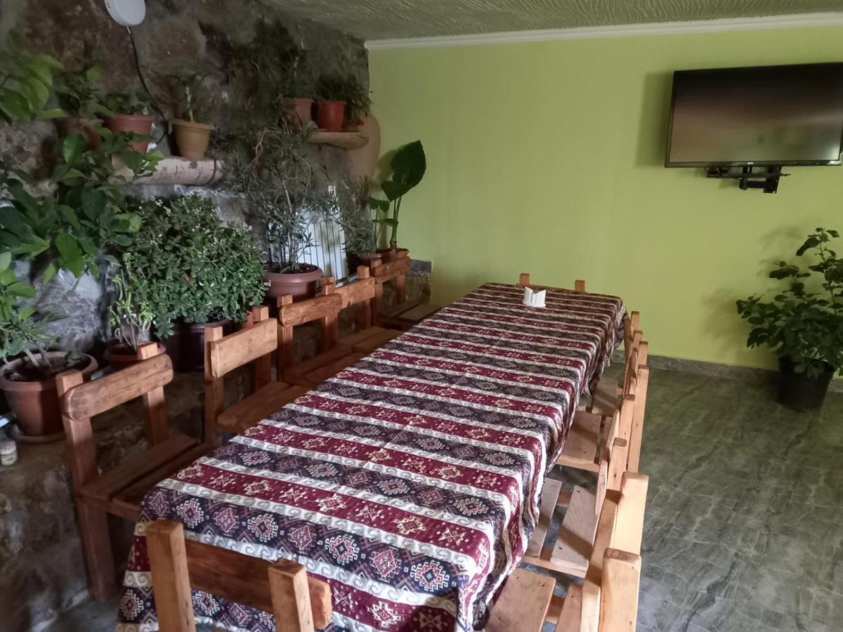 Byurakan Guesthouse & Cottage Luaran gambar
