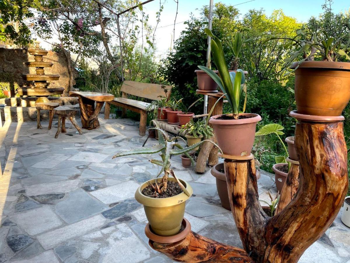 Byurakan Guesthouse & Cottage Luaran gambar