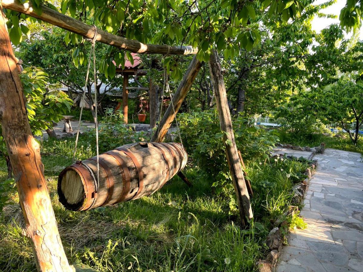 Byurakan Guesthouse & Cottage Luaran gambar