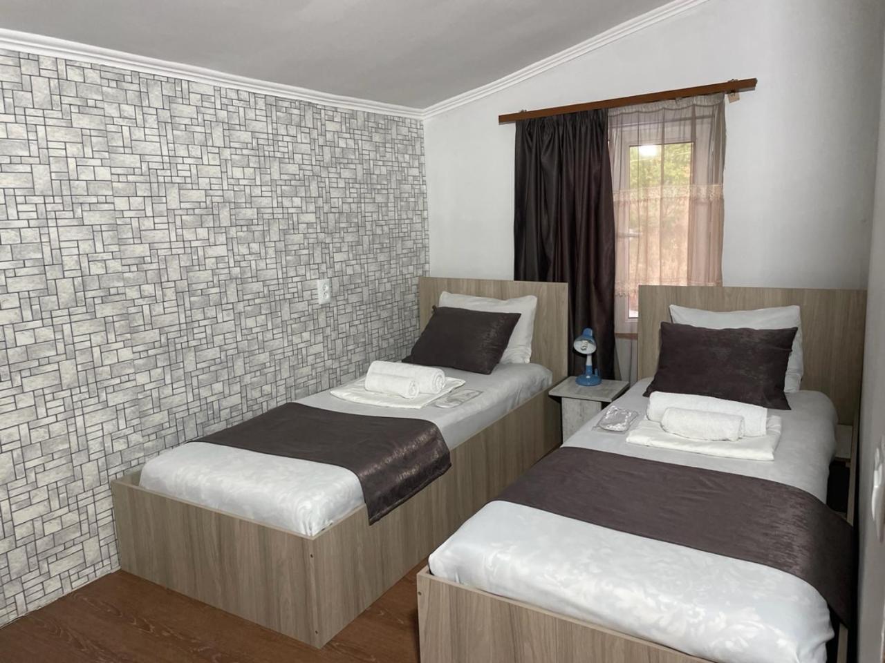 Byurakan Guesthouse & Cottage Luaran gambar